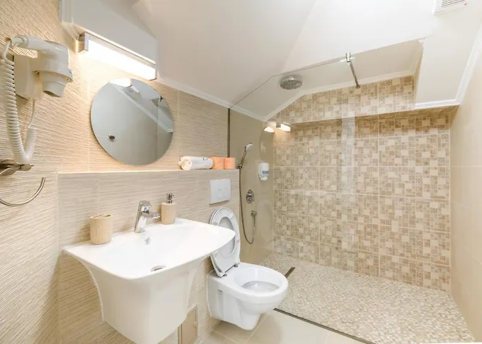 Gæstehus Kos Năvodari