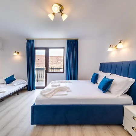 Pensión Kos Năvodari