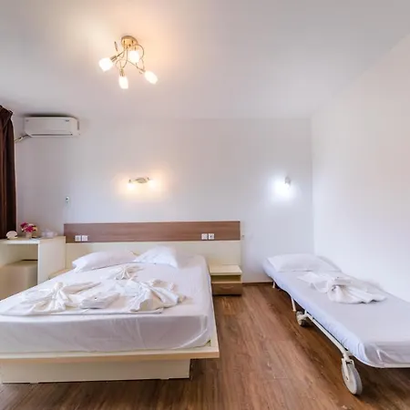 Kos Guest house 3*